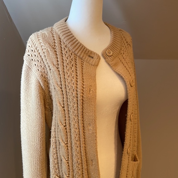 Vintage Sweater - Picture 2 of 2